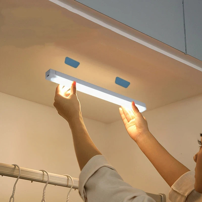 Wireless Magnetic Motion Sensor Light