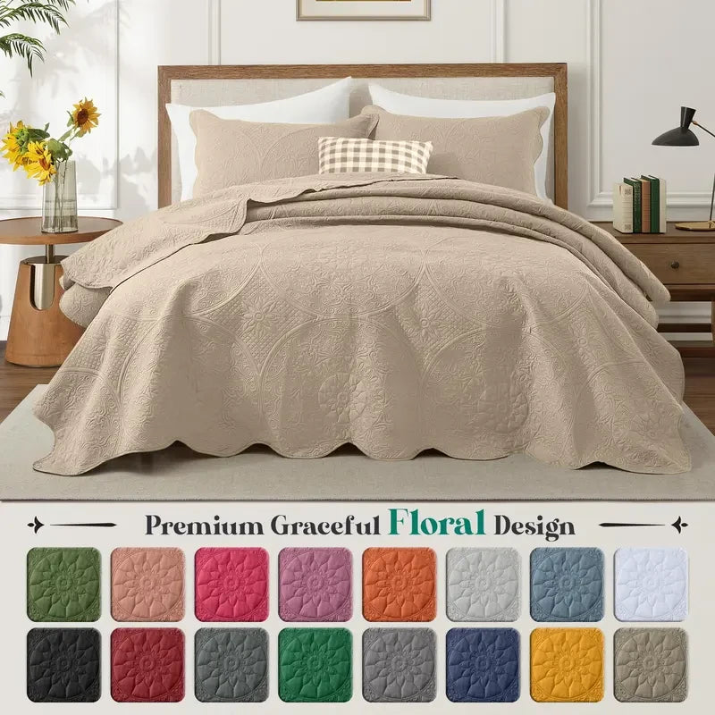 Lightweight Floral Quilted Bedspread Set